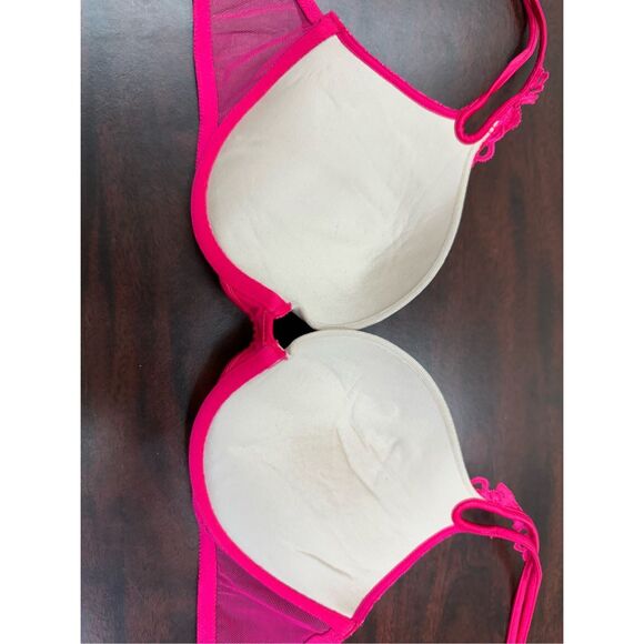 FINAL OFFER WILL DONATE SOON Vs Push Up Lace Bra Size 36B - Picture 4 of 6